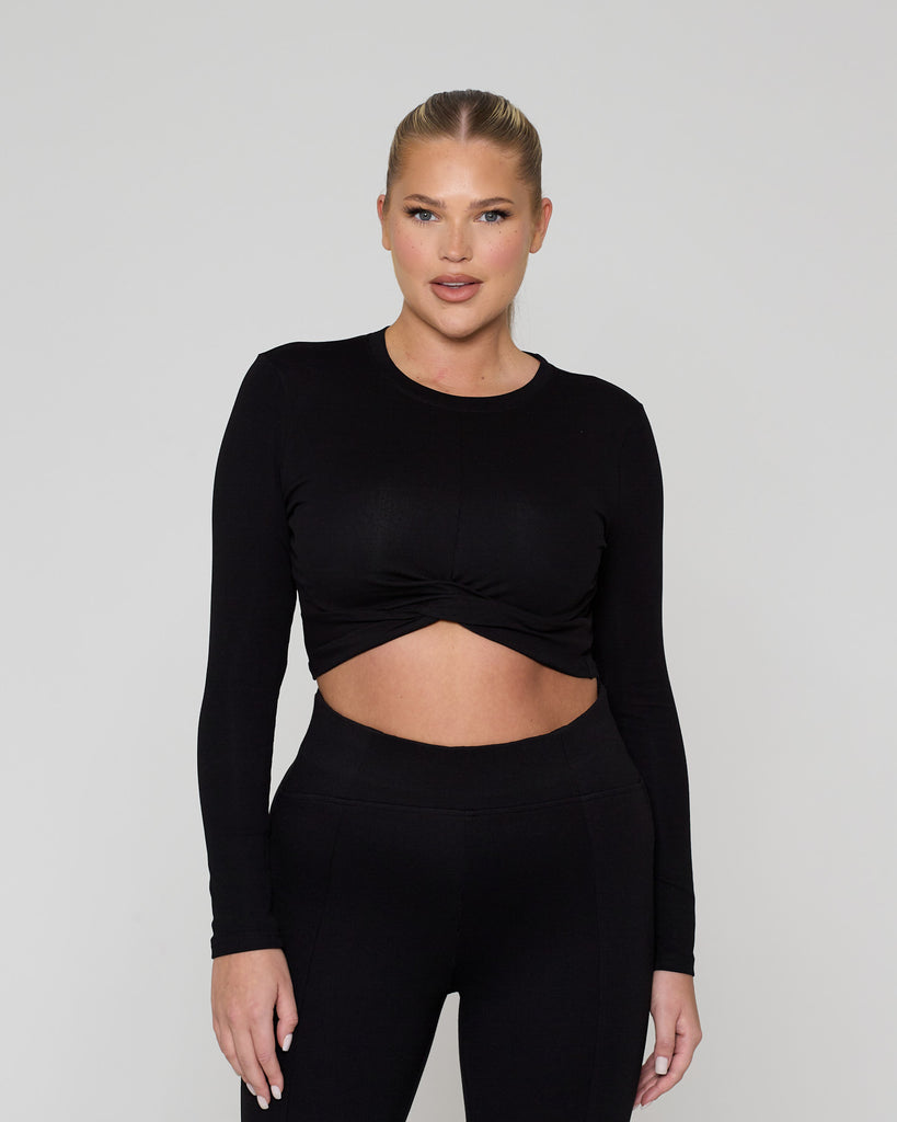 Knot Crop Long Sleeve Tee / Black